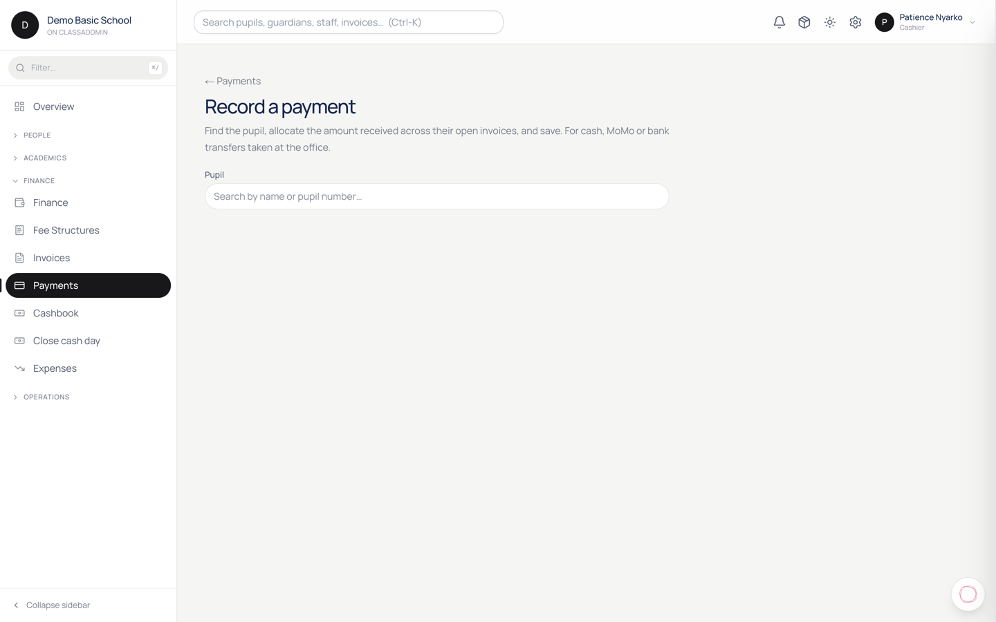 Record a cash or MoMo payment — screen